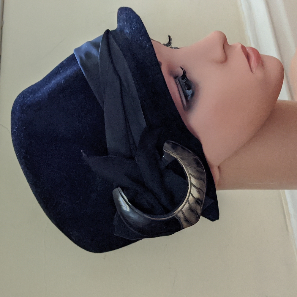 Bucket Hat, Artisan made Linda Campisano Never Worn